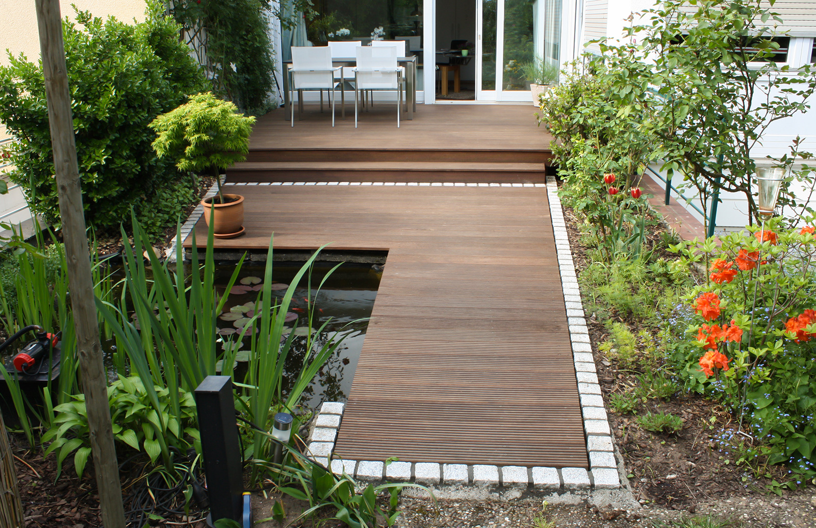 Holzterrasse Galerie - Holzterrassen & Pergolen - gartengestaltung-mauss.de