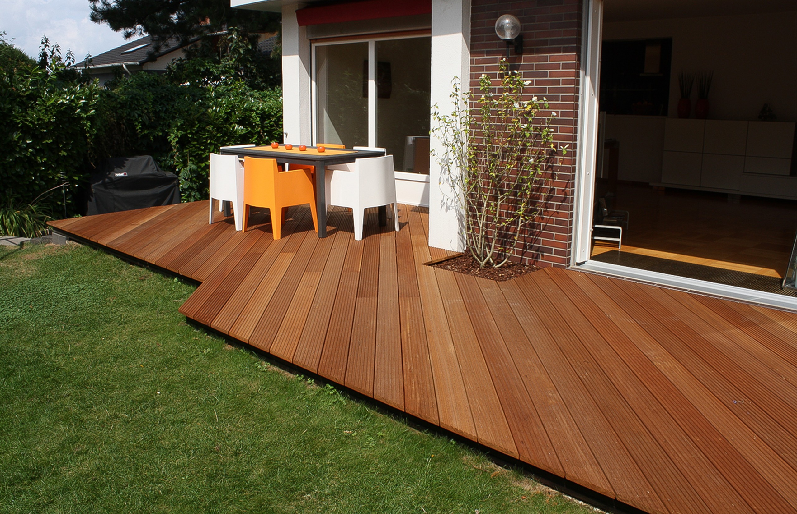 Holzterrasse Galerie - Holzterrassen & Pergolen - gartengestaltung-mauss.de